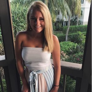 Meet your Posher, Ali